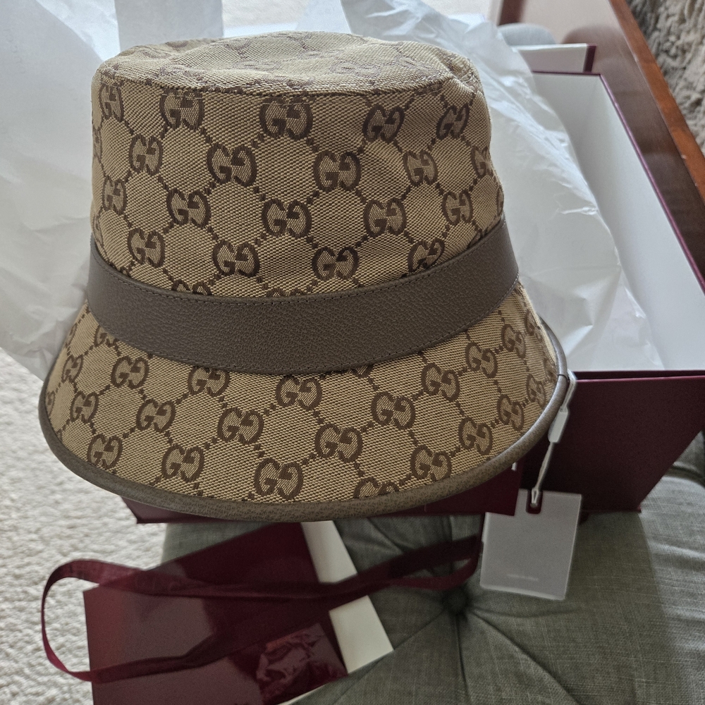Gucci GG Canvas Bucket Hat